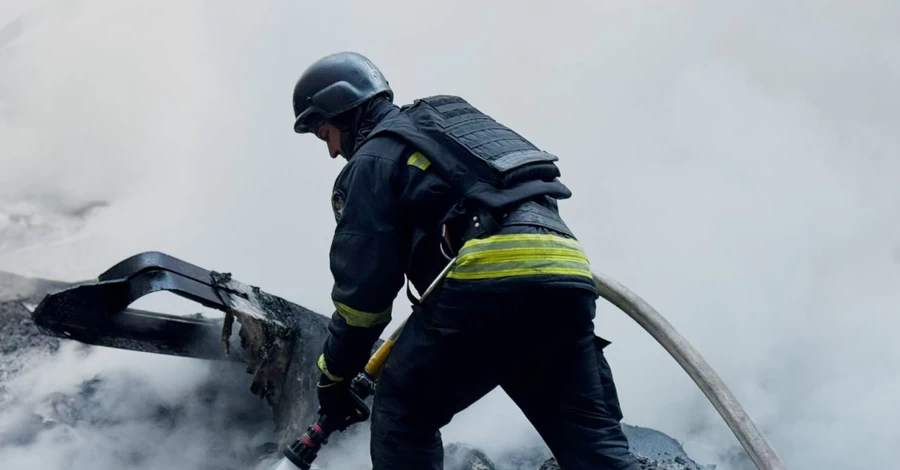 Россияне ночью атаковали большинство областей, отбить атаку помогли полученные накануне ракеты, - Зеленский