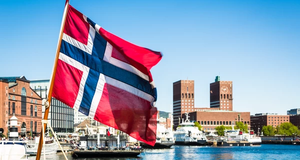 Норвегія попередила своїх громадян про можливе вилучення житла, палива і транспорту