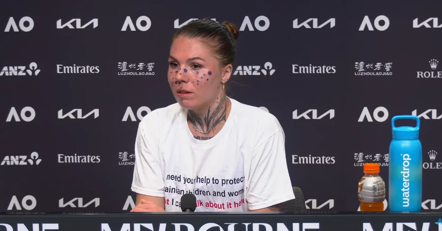 Украинская теннисистка пришла на пресс-конференцию Australian Open в футболке с призывом о помощи