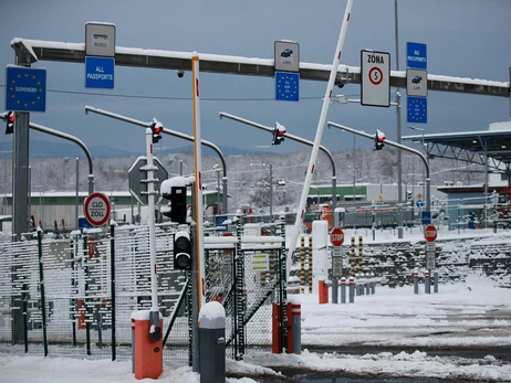 Украину покинули 290 тысяч человек в прошлом году – меньше, чем в 2024 году