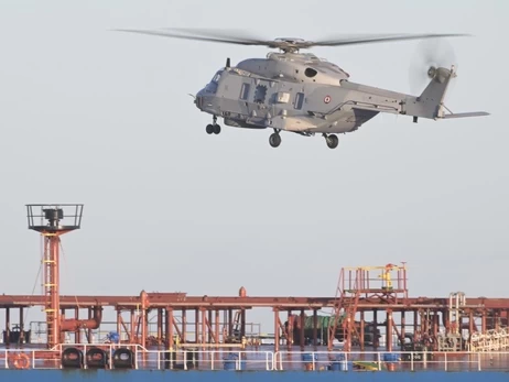  Французькі ВМС затримали танкер 