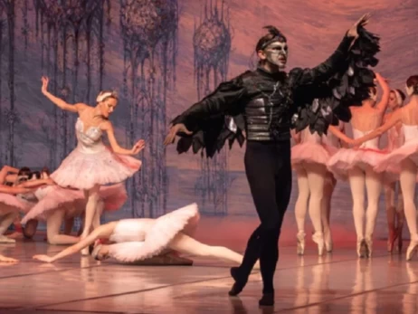 Прем'єра Нацопери Кривоконя позбавили броні від мобілізації через участь у російському балеті