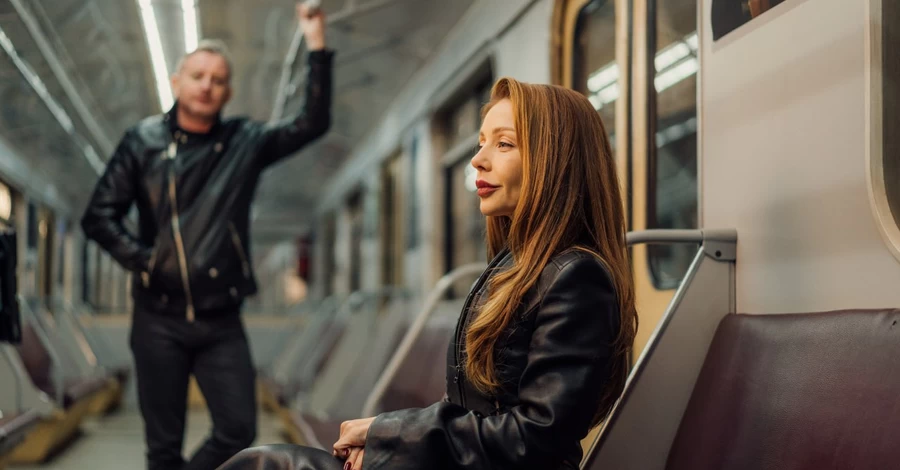 Прем'єри тижня: фіти Жадана з Кароль та Apashe з Аліною Паш