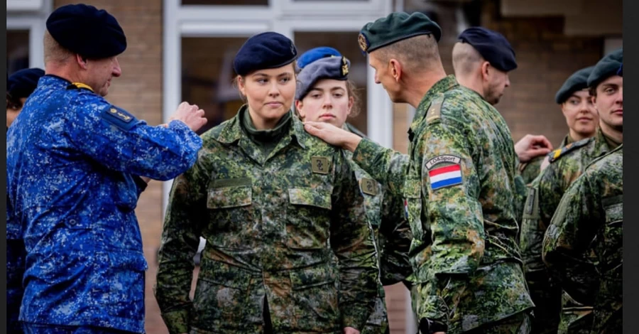 Принцеса Нідерландів Катаріна-Амалія завершила курс військової підготовки та отримала звання капрала