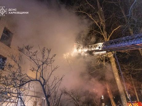 У Харкові росіяни вдарили по гуртожитку з переселенцями та пологовому будинку, поранено 19 людей