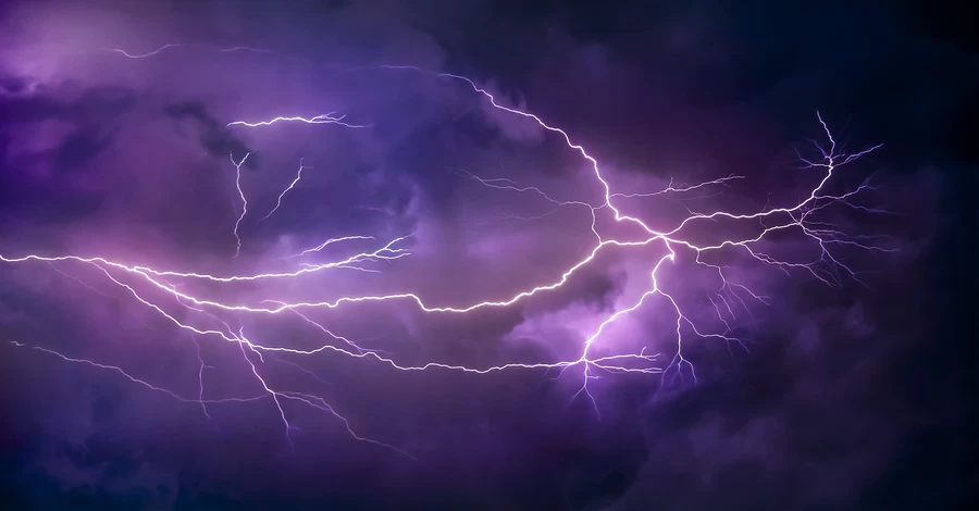 У Бразилії блискавка вдарила у натовп протестувальників, постраждали понад 70 людей 