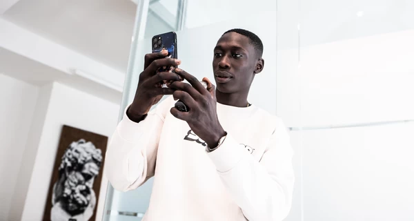 Найпопулярніший TikTok-блогер Хабі Ламе продав своє обличчя за мільярд доларів