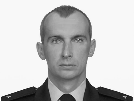 Після 18 днів у лікарні помер пожежник, який у Києві потрапив під обстріл