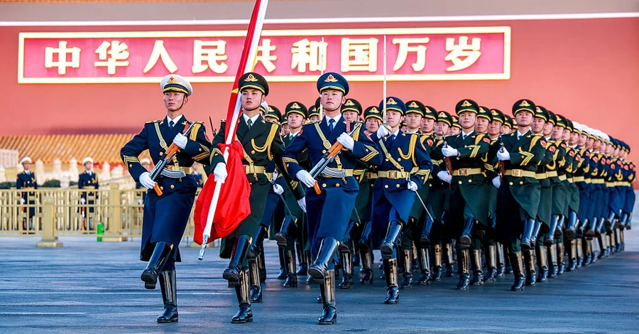 Спроба перевороту у Китаї? Як «права рука» Сі Цзіньпіна перетворилася на «ядерного шпигуна»