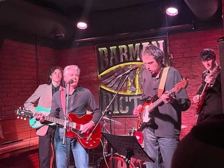 У Києві після гасіння пожежі на Хрещатику затопило бар, де співав Ентоні Блінкен