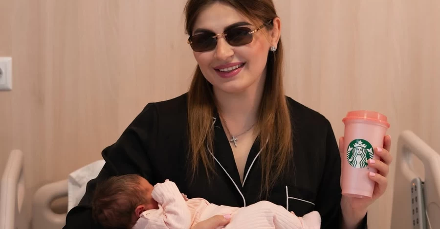 Українська борчиня Аліна Грушина-Акобія вперше стала мамою