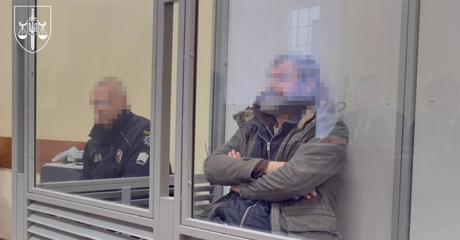 Суд оставил под стражей до 21 марта экс-директора 