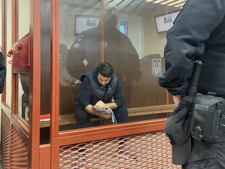  Суд дозволив зняти електронний браслет із Кудрицького 