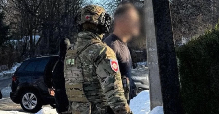 Підозрюваного у вбивстві мера Сімеїза ловили 13 років і затримували двічі