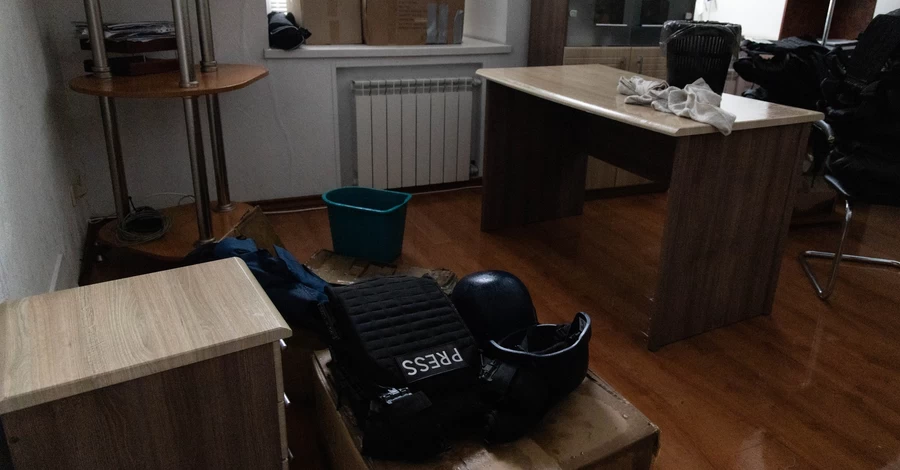 В Киеве из-за прорыва трубы затопило офис Института массовой информации