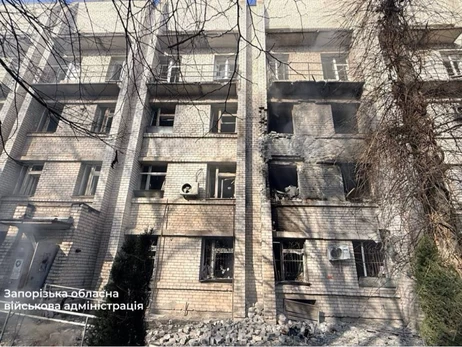 У Запоріжжі росіяни завдали удару по пологовому будинку, серед поранених - вагітні жінки
