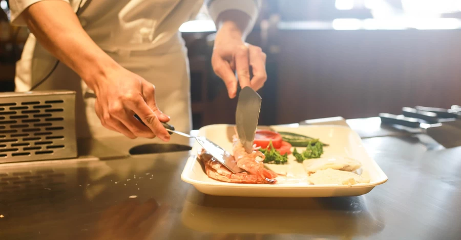 Ресторанам грозит штраф за включение платы за генератор в счет без предупреждения