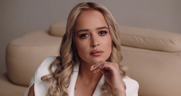 Беременная блогерша Инна Белень в слеза сообщила, что не смогла расписаться с любимым 