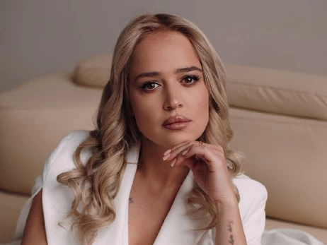 Беременная блогерша Инна Белень в слеза сообщила, что не смогла расписаться с любимым 