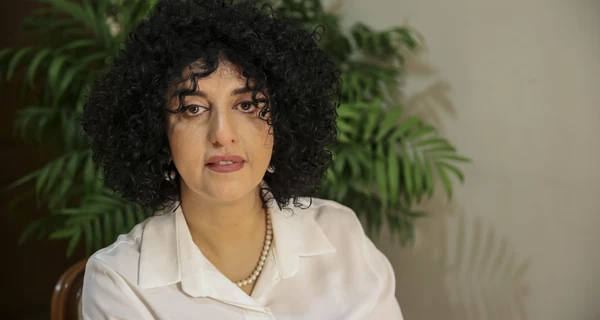 Нобелівська лауреатка Наргес Мохаммаді голодує в іранській в'язниці