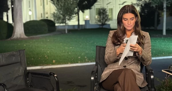 Трамп отчитал журналистку CNN за то, что она «никогда не улыбается»