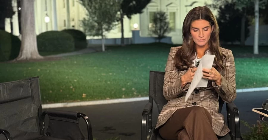 Трамп відчитав журналістку CNN за те, що вона ніколи не усміхається