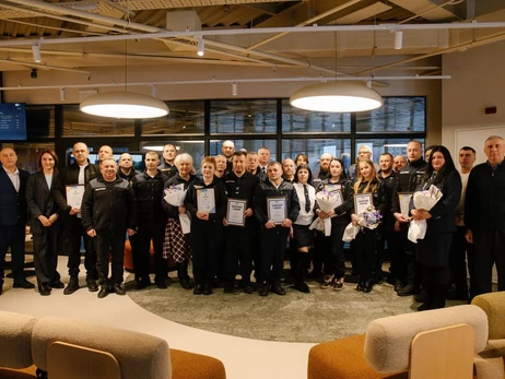 Железнодорожники, которые ликвидируют последствия атак РФ, будут получать надбавку в размере 20 тысяч гривен