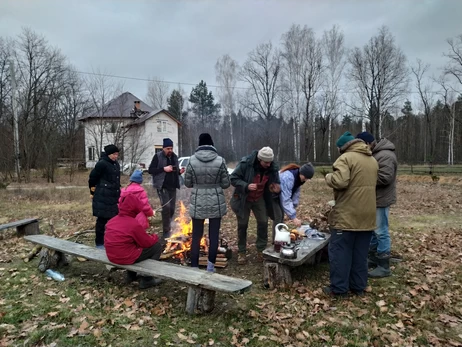 Змерзлих містян запрошують в екопоселення: куди звертатись та які умови пропонують