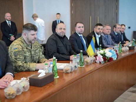 Внедрение перемирия и мониторинг остановки боевых действий - что обсуждали в Абу-Даби  