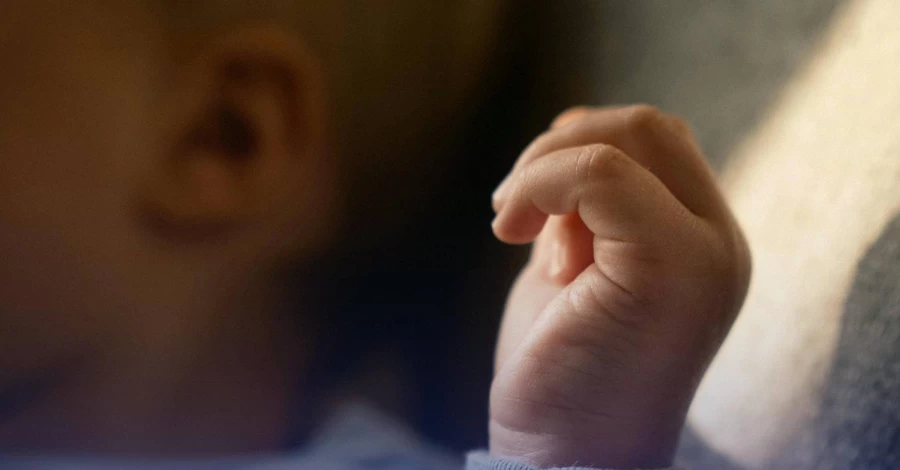 На Сумщині матір судитимуть за смерть маленького сина від удушення