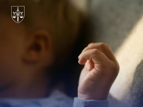 На Сумщині матір судитимуть за смерть маленького сина від удушення