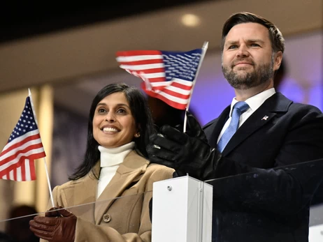 Он нравится людям, - Трамп удивился, что Вэнса освистали на открытии Олимпиады