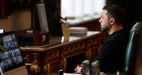 Зеленський доручив посилити роботу мобільних вогневих груп