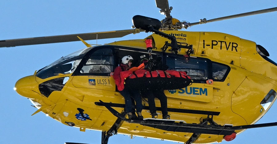 Американська гірськолижниця Ліндсі Вонн впала на Олімпіаді, її евакуювали на гелікоптері