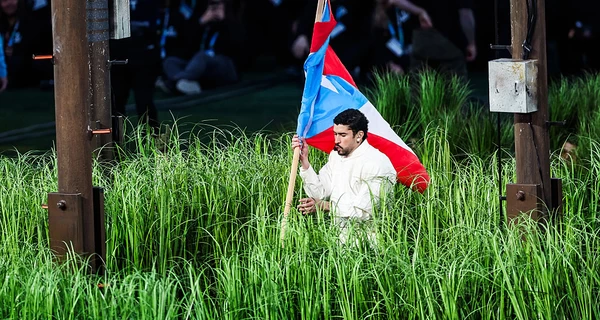 Испаноязычный рэпер Бед Банни выступил на Супербоуле - Трамп назвал шоу «одним из худших в истории»