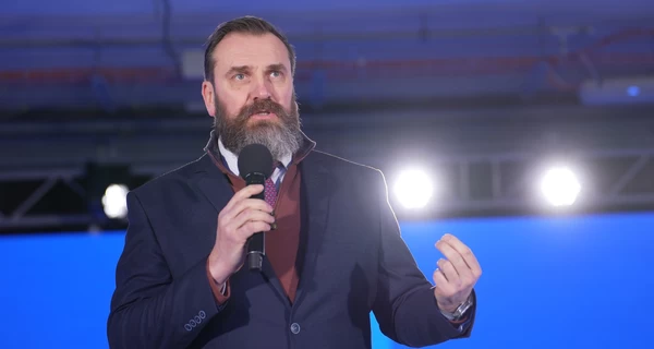 Лисовый объяснил отставку Поплавского после 30 лет управления университетом культуры