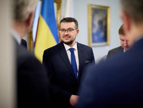 Декомунізацію в Україні не завершено, її щойно закінчили у Києві, - голова Інституту нацпам'яті Алфьоров