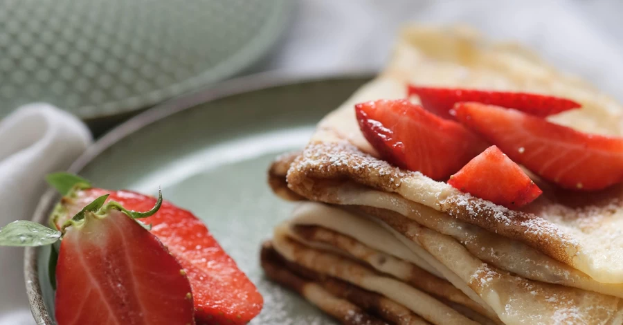 Как правильно замесить тесто на блины: простой рецепт