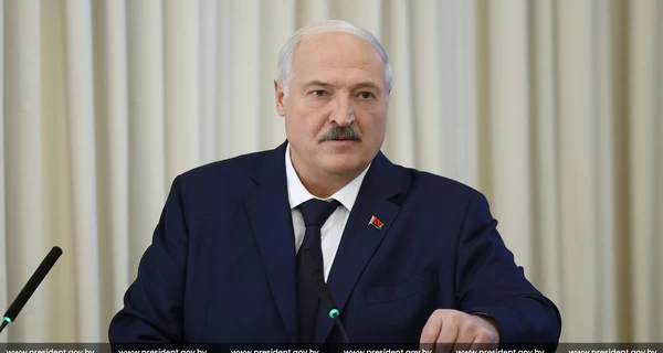 Зеленський застосував санкції проти Лукашенка за допомогу Росії у війні