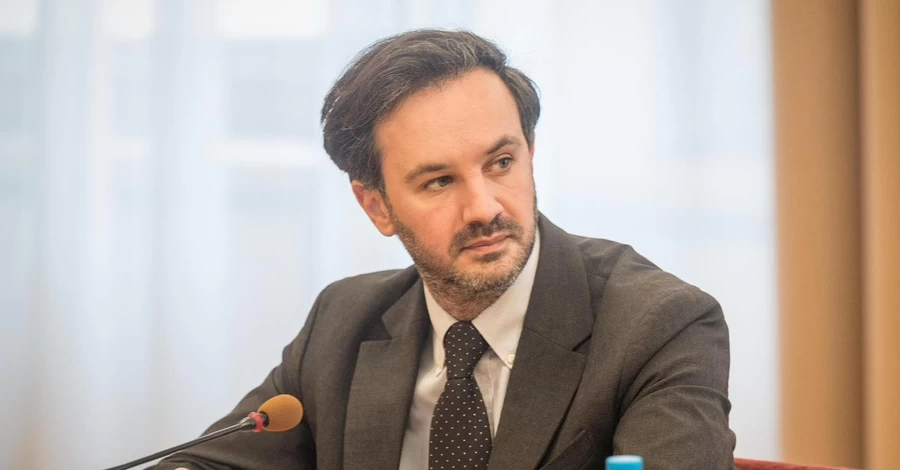 В МИД сравнили шантаж Орбана и Фицо с поведением наркоманов 