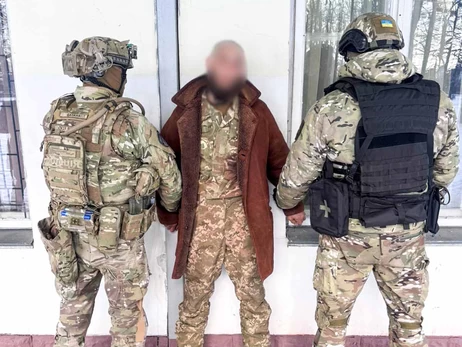 На Рівненщині боєць у СЗЧ вдарив ножем звільненого з полону військового