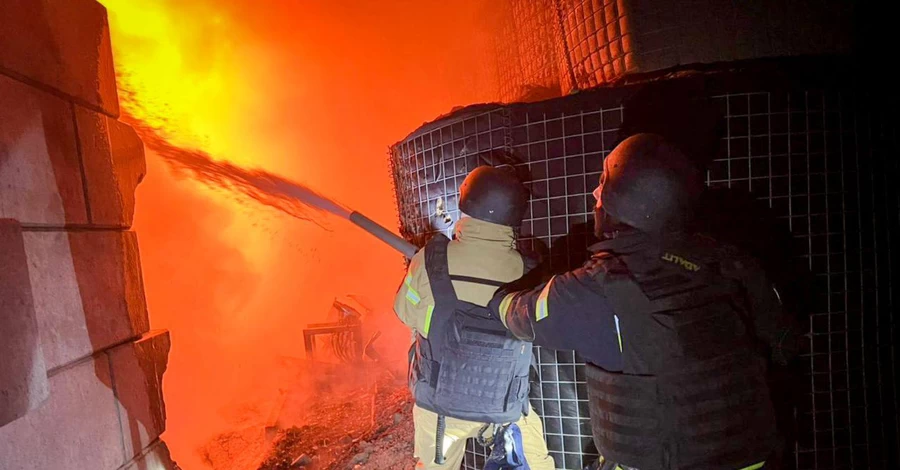 Росіяни атакували Київ балістикою, а в Одесі били по енергетиці. Серед поранених – жінка з дитиною