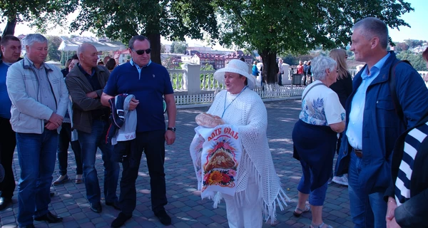 Как 77-летняя гид из Каменца-Подольского превратила экскурсии в помощь ВСУ