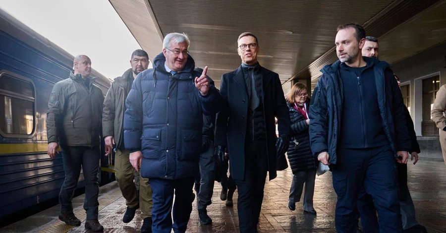 В Киев в четвертую годовщину вторжения прибыли около десяти лидеров