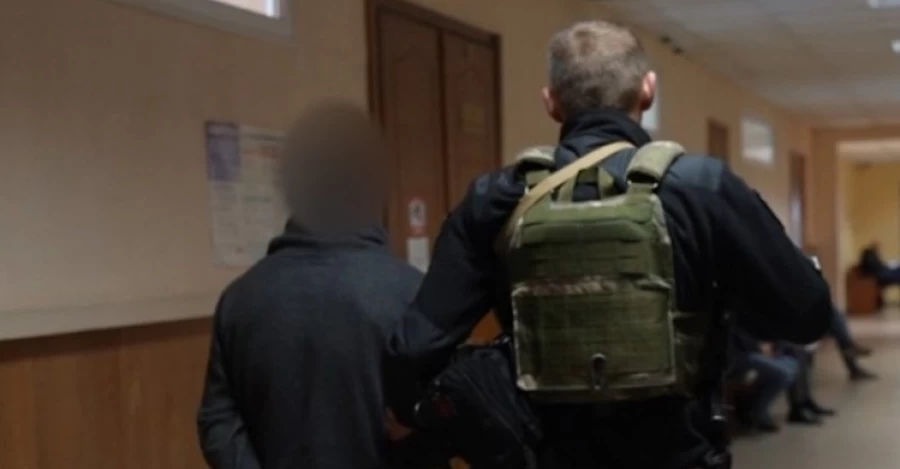 В Одесі на 6,5 року засудили батька за побиття дітей