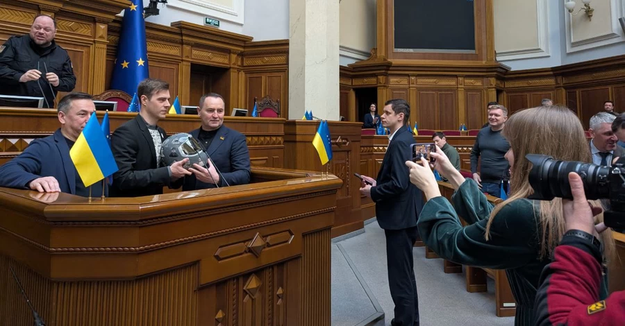 Гераскевич виступив у Раді та закликав позбавити Бубку звання Героя України