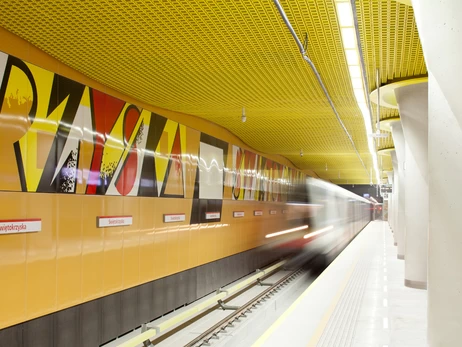 Власти Варшавы готовят метро как укрытие для 100 тысяч человек