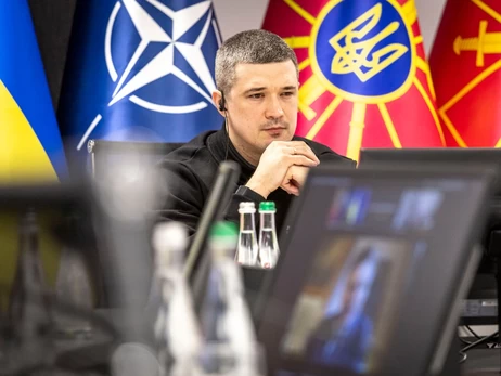 Минобороны перейдет на новую систему работы, - Федоров