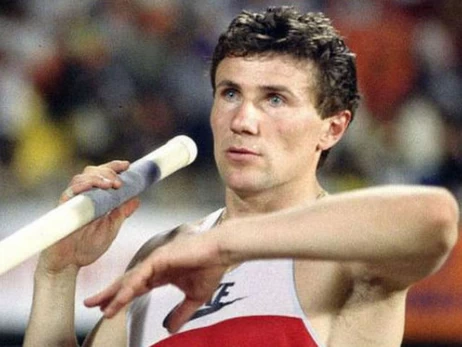 Більше не герой: чому Сергія Бубку критикують в Україні та чи можна позбавити його нагород