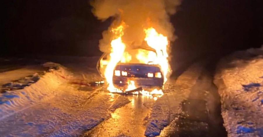 На Сумщині росіяни дроном атакували автомобіль - є загиблі та поранені